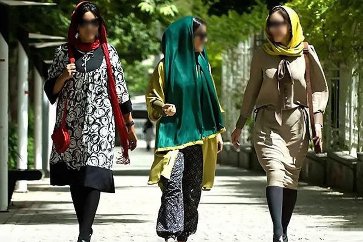 وضع قوانین محدود کننده، چه کمکی به حجاب در جامعه می‌کند؟