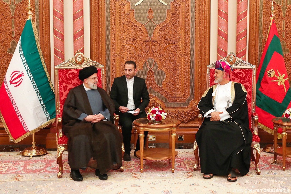 جلال خوش‌چهره : پالس‌های چند لایه سفر پادشاه عمان به تهران