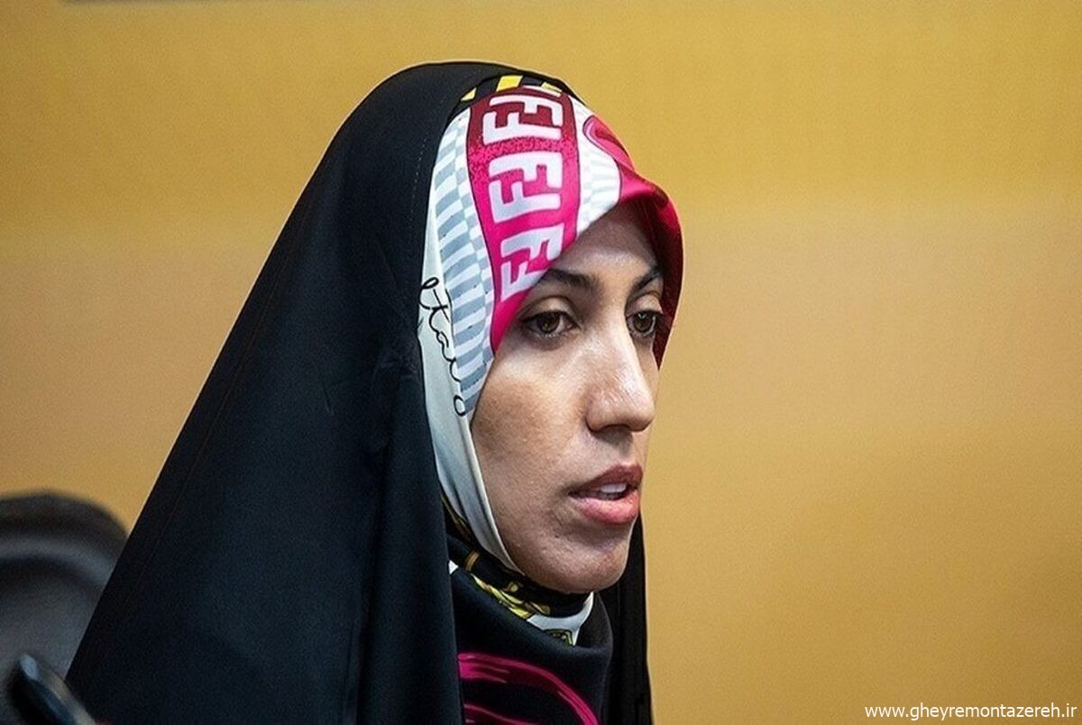 طعنه روزنامه اصولگرا به آمنه سادات ذبیح پور