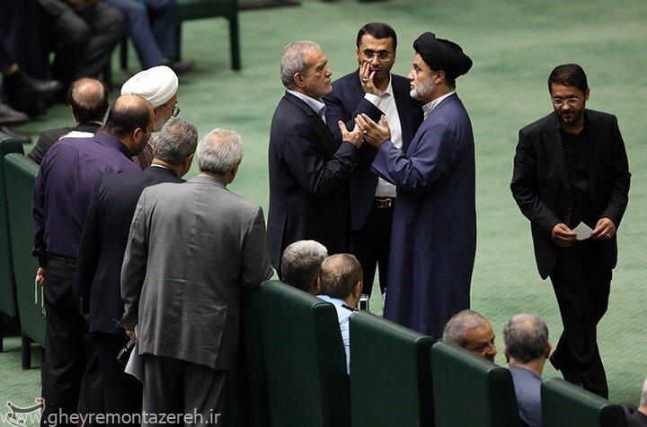 اتهامافکنی یک نماینده مجلس علیه رئیس جمهور و وزرا/ یک استاد حوزه علمیه: مدعی العموم دخالت کند/ مسلما تندروها تابع رهبری نیستند