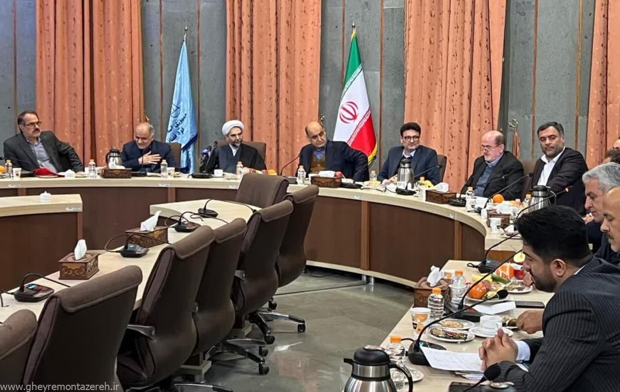 کارگروه بازنگری در رایعدم صدور پروانه برای زمینهای فاقد سند تشکیل میشود