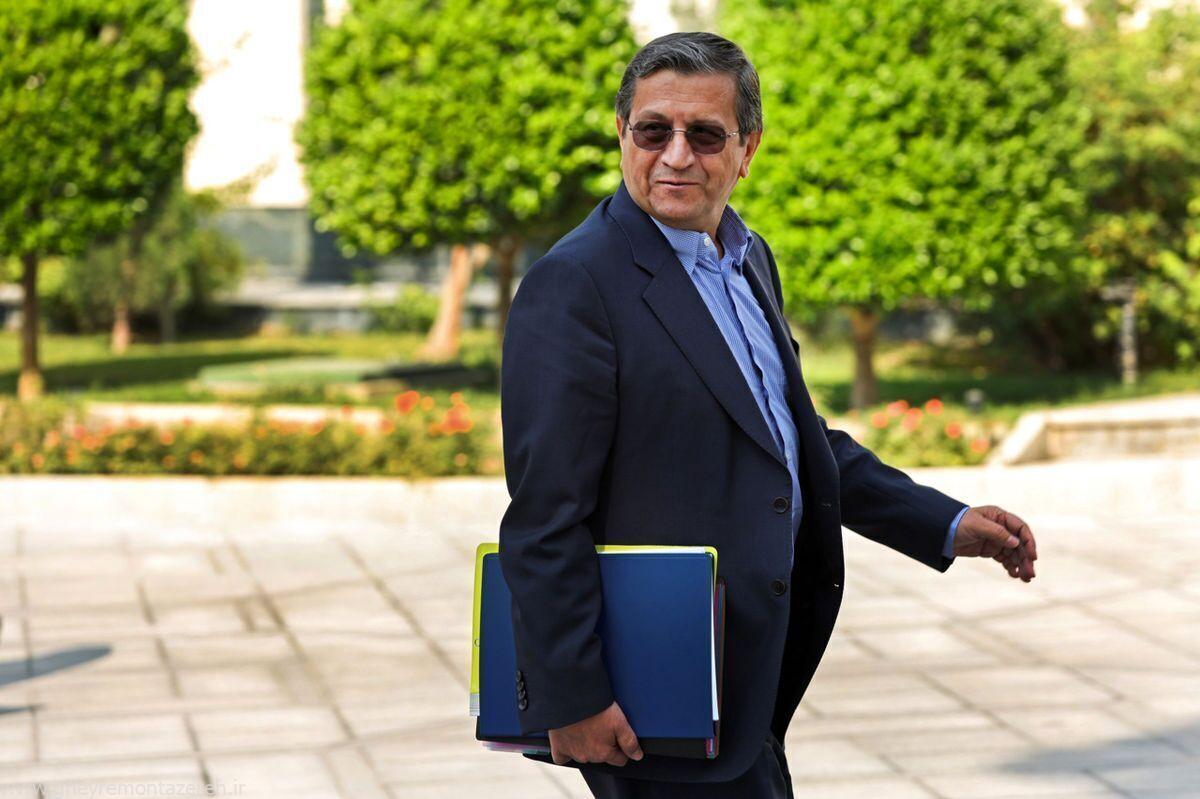 بعد از استیضاح همتی، افراد توانمند حاضر نیستند مسئولیت وزارت اقتصاد را برعهده بگیرند