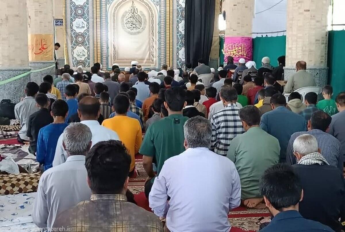 روزنامه جمهوری اسلامی: برخی سخنرانان حرفهایی میزنند که خلق خدا با خانه خدا قهر میکنند؛ مسجد جغرافیای سیاسی یک جریان خاص نیست