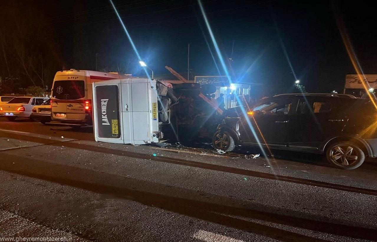 تصادف مینی بوس حامل کارگران در چابکسر