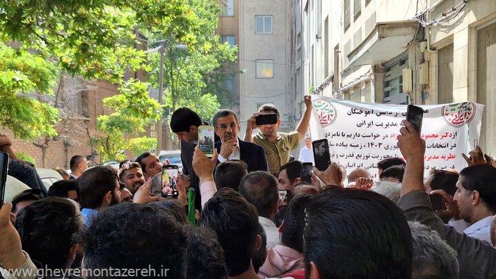 احمدی نژاد: با چهارتا اقدام مشکلات اقتصادی حل می‌شود اما نمی گویم /پول نفت باید مستقیم به جیب مردم برود