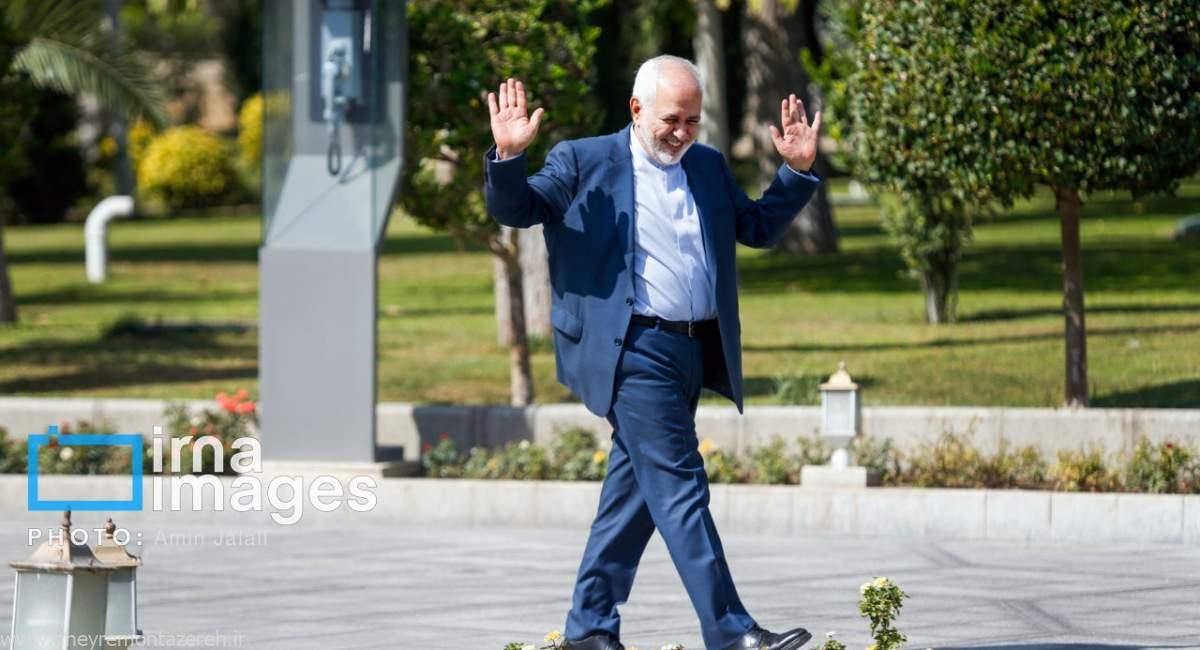 پشت پرده رفتن ظریف!