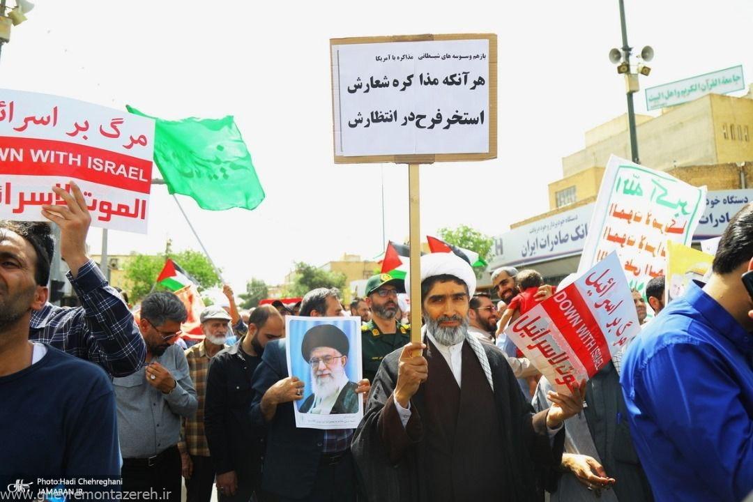 حمله روزنامه جمهوری اسلامی به تندروهای داخلی: به اسم انقلاب و اسلام می‌خواهند کشور را به سمت جنگ ببرند/ ایران و امریکا دنبال جنگ نیستند